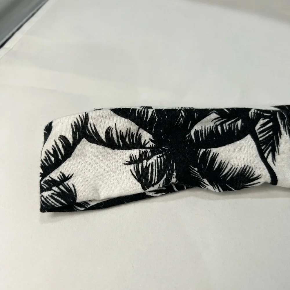 NTM Icing Cream/White & Black Palm Tree Soft Twisty Front Headband
